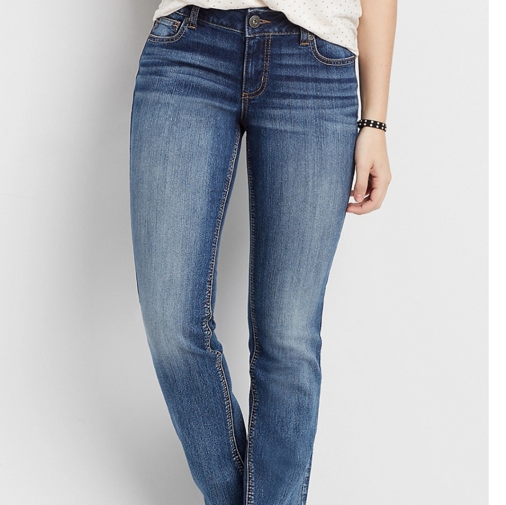 Maurices Straight Leg Medium Wash - Size 14